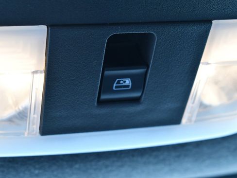 Used 2015 Ford F350 Platinum image 36