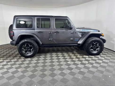 Used 2022 Jeep Wrangler Unlimited Rubicon 4xe AWD/4WD image 2