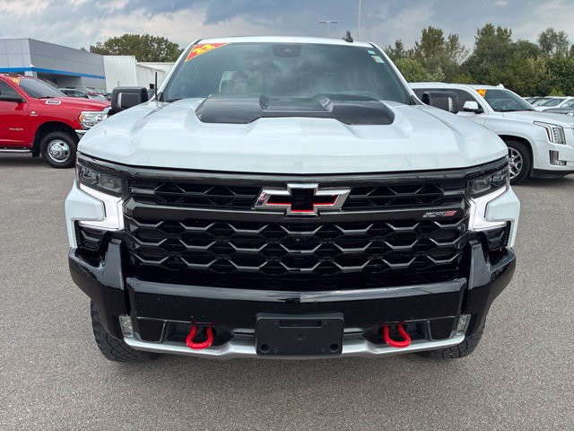 Used 2022 Chevrolet Silverado 1500 ZR2 w/ Technology Package AWD/4WD image 2