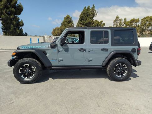Used 2024 Jeep Wrangler Unlimited Rubicon 4xe image 8