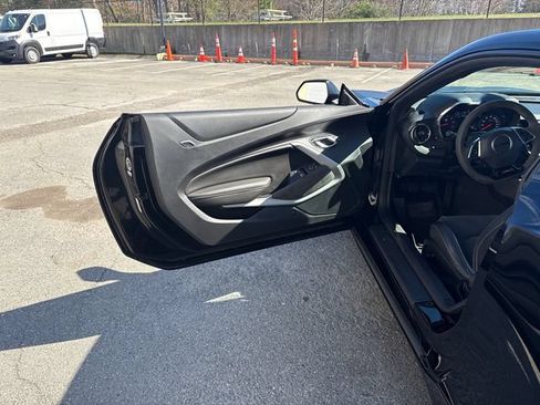 Certified 2023 Chevrolet Camaro SS RWD image 16