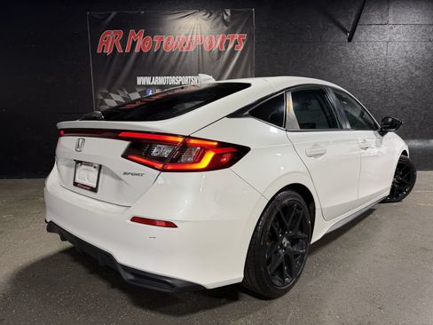 Used 2022 Honda Civic Sport image 5