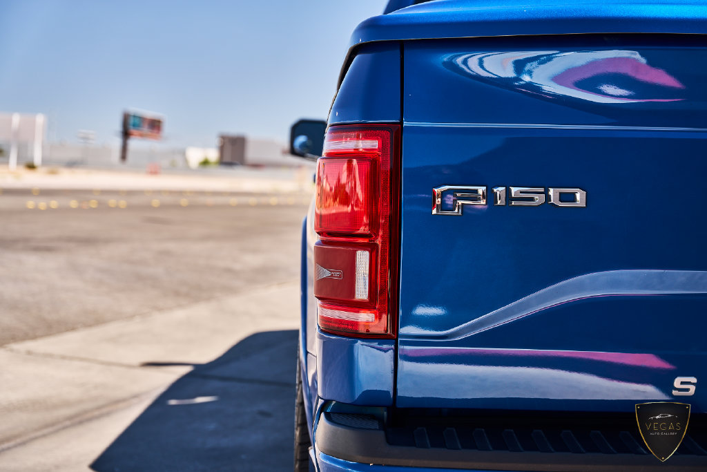 Used 2017 Ford F150 Lariat w/ Equipment Group 502A Luxury AWD/4WD image 16