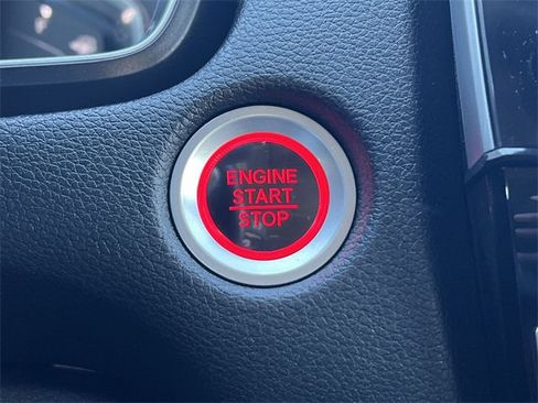 Used 2018 Honda CR-V Touring image 19