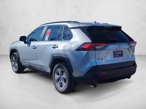 New 2025 Toyota RAV4 XLE image 7