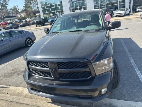 Used 2017 RAM 1500 Express w/ Express Value Package image 2