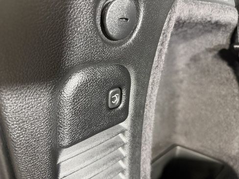 Certified 2025 Dodge Durango GT image 28