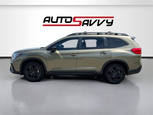 Used 2024 Subaru Ascent Onyx Edition image 4