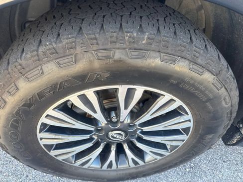 Used 2021 Nissan Armada SL w/ Midnight Edition Package RWD image 11