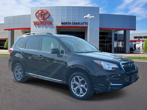 Used 2018 Subaru Forester 2.5i Touring AWD/4WD image 1