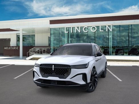 New 2026 Lincoln Nautilus Reserve AWD/4WD image 2