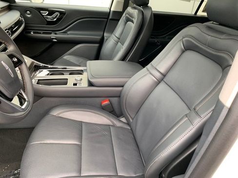 New 2026 Lincoln Aviator Reserve AWD/4WD image 15