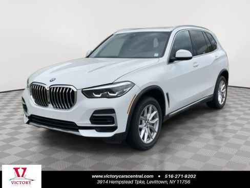 Used 2022 BMW X5 xDrive40i AWD/4WD image 1
