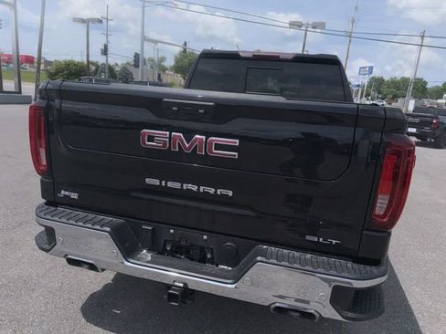 Used 2024 GMC Sierra 1500 SLT w/ SLT Premium Plus Package AWD/4WD image 14