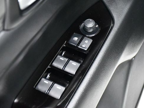 Used 2025 MAZDA CX-5 AWD 2.5 S w/ Preferred Package image 18