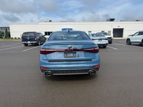 Used 2025 Volkswagen Jetta GLI Autobahn FWD image 8
