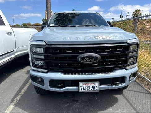 Used 2024 Ford F250 Lariat w/ Lariat Ultimate Package AWD/4WD image 2