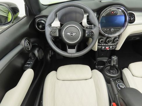 Certified 2024 MINI Cooper Convertible w/ Signature Upholstery Package image 10