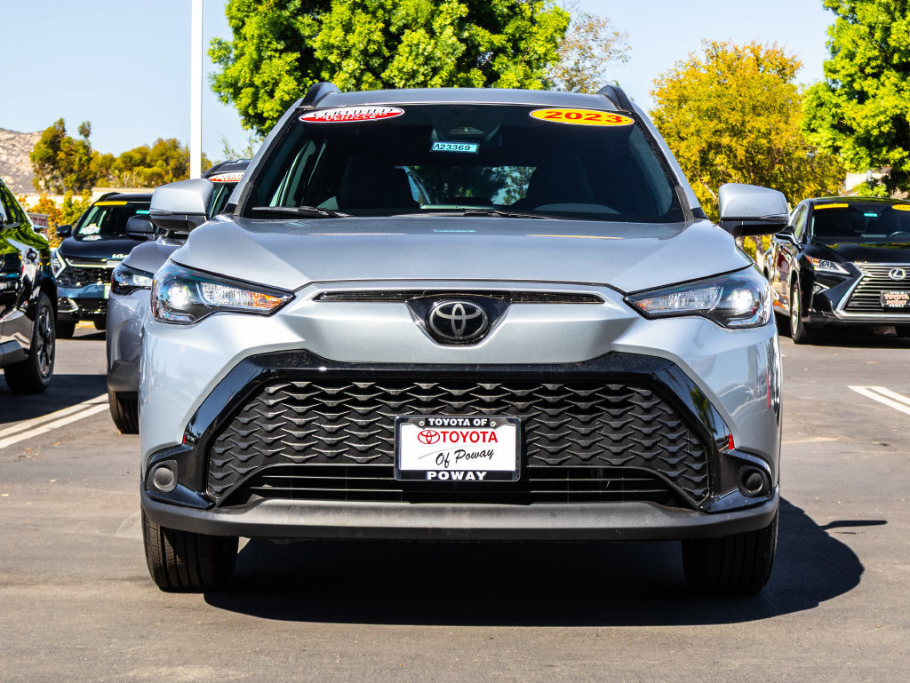 Used 2023 Toyota Corolla Cross AWD Hybrid image 2