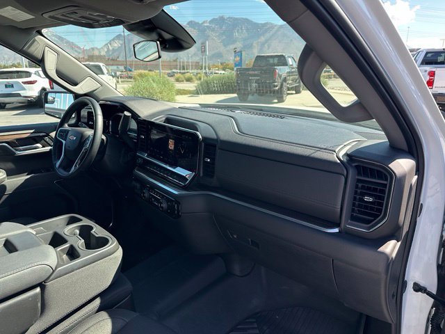 Certified 2024 Chevrolet Silverado 1500 LT AWD/4WD image 33