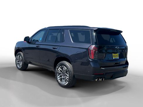 Used 2025 Chevrolet Tahoe Z71 AWD/4WD image 3
