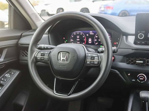 Used 2023 Honda Accord EX image 14