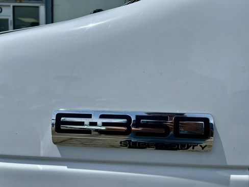 Used 2023 Ford E-350 and Econoline 350 Super Duty w/ Power Windows & Locks Group RWD image 19