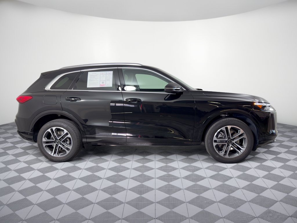 Certified 2025 Audi Q5 Premium Plus w/ Premium Plus AWD/4WD image 8