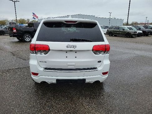 Used 2019 Jeep Grand Cherokee Overland AWD/4WD image 4