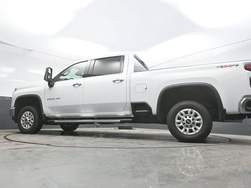 Used 2024 Chevrolet Silverado 2500 LTZ AWD/4WD image 28