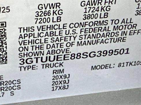 Used 2025 GMC Sierra 1500 AT4 w/ AT4 Premium Package image 34