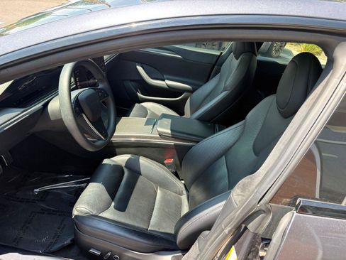 Used 2022 Tesla Model S Plaid AWD/4WD image 25