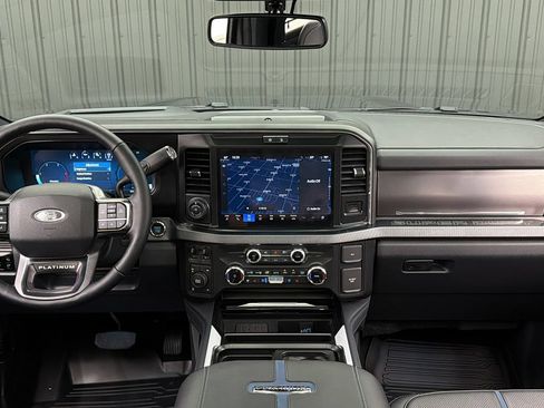 Used 2026 Ford F250 Platinum AWD/4WD image 44