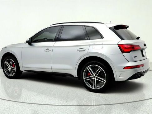 Used 2024 Audi Q5 e Premium Plus w/ Premium Plus Package AWD/4WD image 7