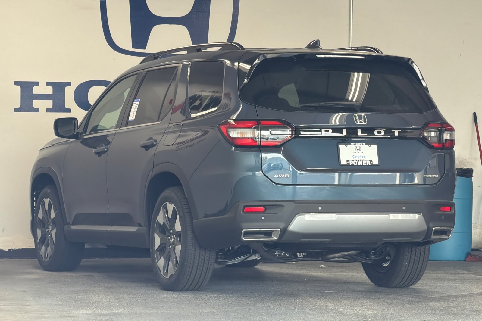 Certified 2026 Honda Pilot Touring image 5