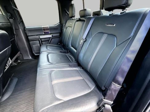 Used 2016 Ford F150 Platinum w/ Equipment Group 701A Luxury AWD/4WD image 20
