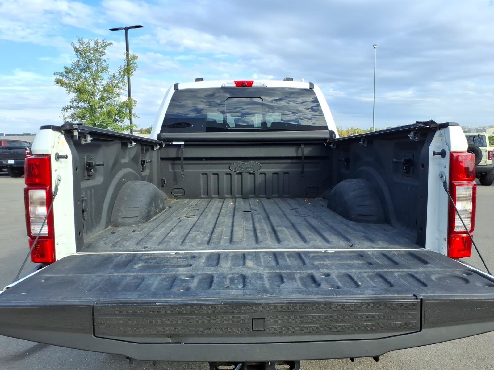 Certified 2020 Ford F350 Lariat w/ Lariat Ultimate Package AWD/4WD image 16
