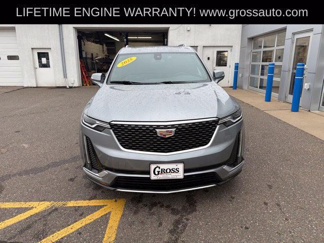 Used 2025 Cadillac XT6 Premium Luxury AWD/4WD image 3