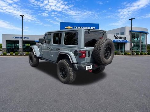 Used 2024 Jeep Wrangler Unlimited Rubicon AWD/4WD image 5