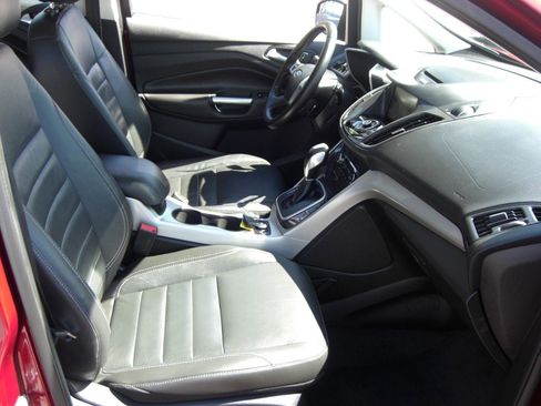 Used 2015 Ford C-MAX SEL image 16