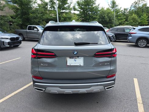 Used 2026 BMW X5 xDrive50e AWD/4WD image 4