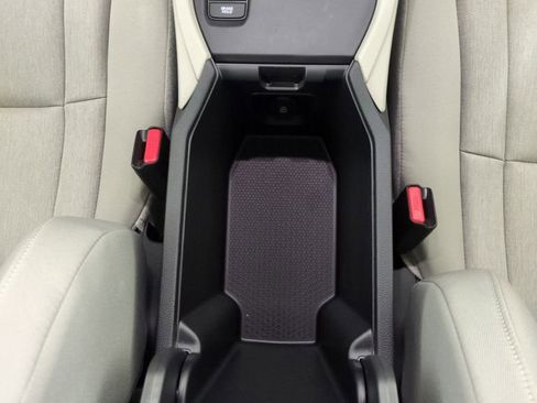 Certified 2025 Honda Accord LX image 24