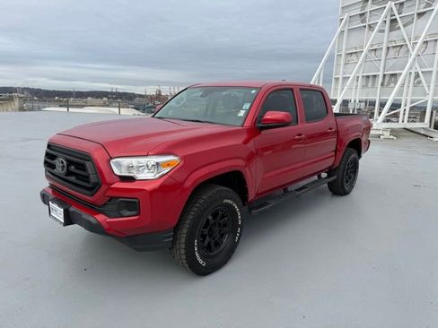 Used 2023 Toyota Tacoma SR image 7