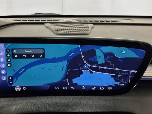 Used 2025 Buick Enclave Preferred FWD image 22