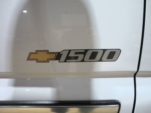 Used 2000 Chevrolet Silverado 1500 4x4 Regular Cab w/ Exterior Appearance Pkg image 28