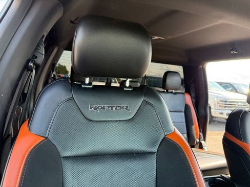 Used 2018 Ford F150 Raptor w/ Equipment Group 802A Luxury AWD/4WD image 20