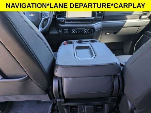 Used 2024 Chevrolet Silverado 2500 LTZ AWD/4WD image 27