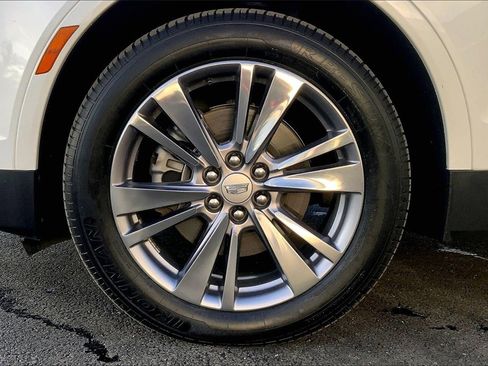 Certified 2024 Cadillac XT5 Premium Luxury image 12