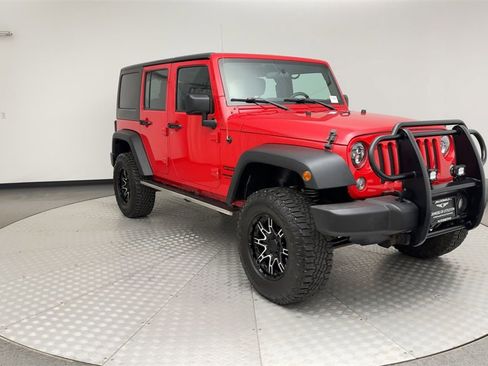 Used 2015 Jeep Wrangler Unlimited Sport w/ Connectivity Group image 8