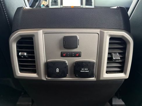 Used 2019 Ford F150 Lariat w/ Equipment Group 502A Luxury AWD/4WD image 34